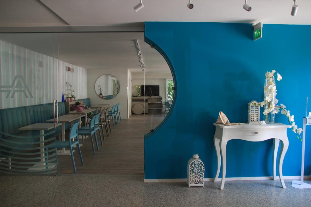 Hotel Adria Беллария-Иджеа-Марина Экстерьер фото